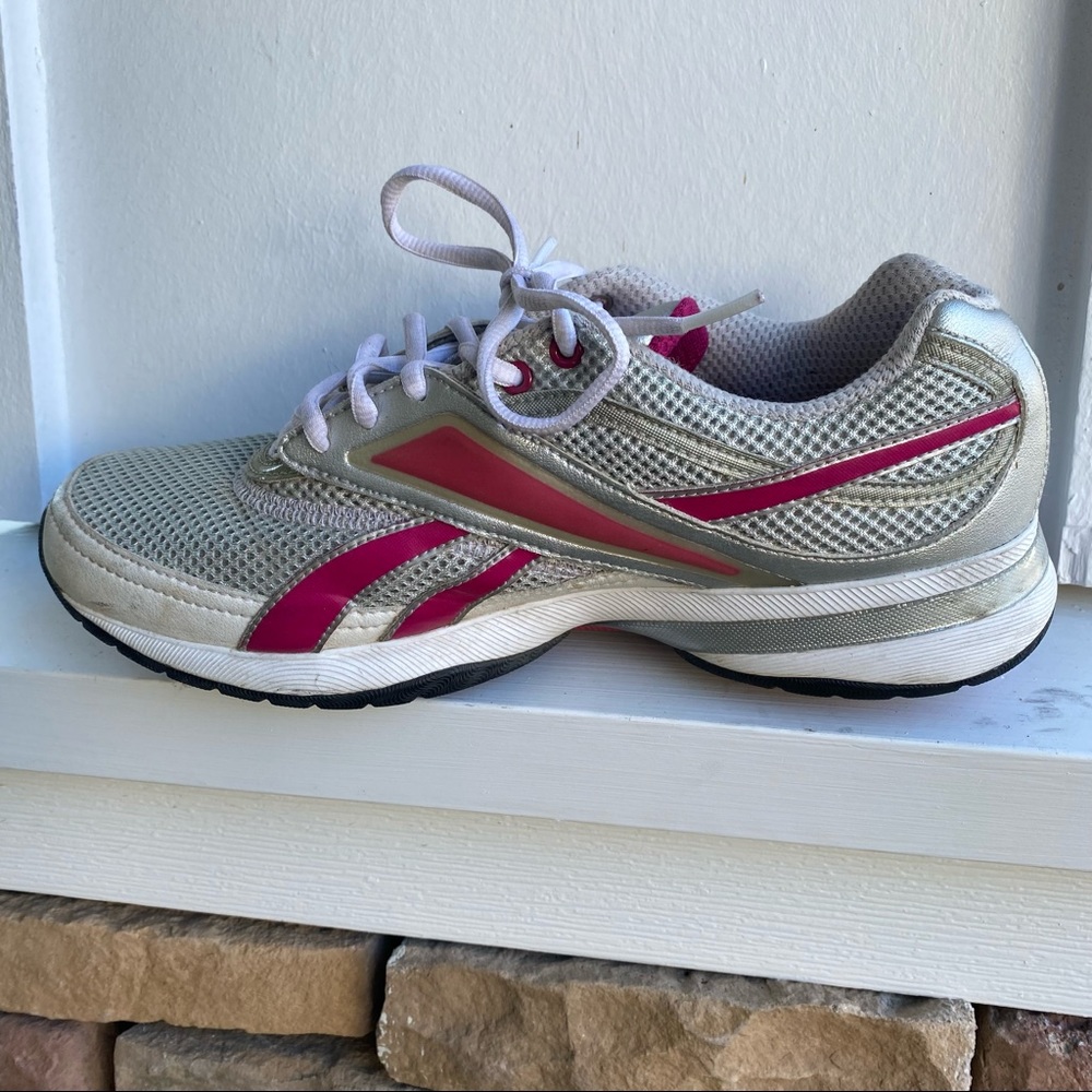 Reebok Ladies EasyTone Walking Shoes Sz. 9